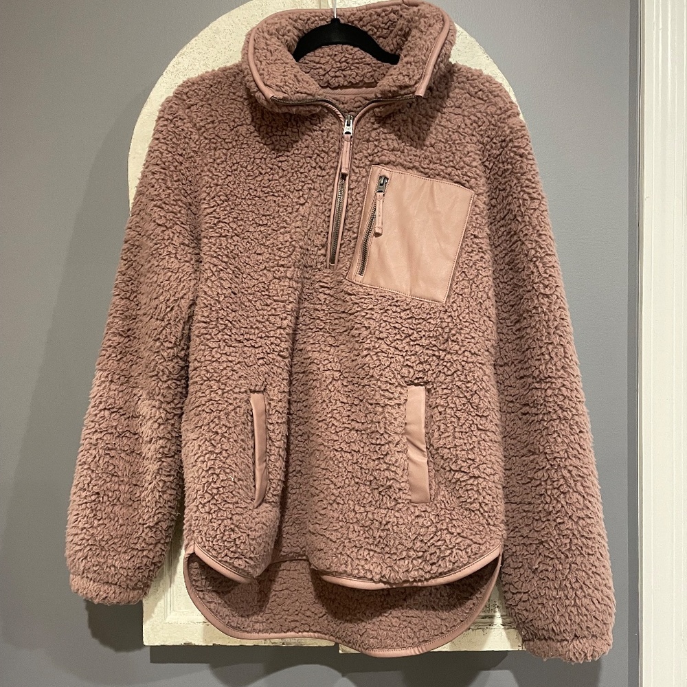 A&F Soft Collection Sherpa Pullover